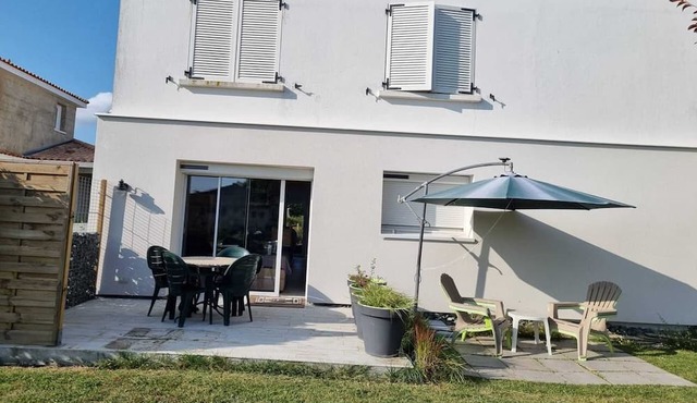 Homerez - Apartement 4 km away from the beach for 2 ppl. with garden at Médis