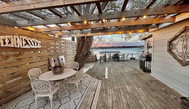 The Bella Luna on Moon Lake near Clarksdale, MS