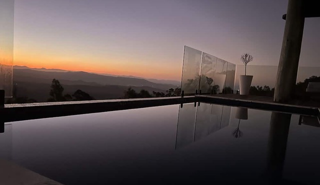 Luxurious Guest Retreat | Gold Coast | Brisbane | Sleeps 10