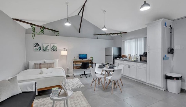 ★ Studio In nice Neighborhood near Ontario Airport