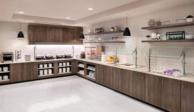 UPGRADE YOUR EXTENDED STAY EXPERIENCE.