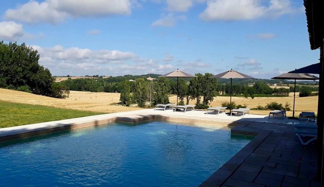 Huis - Domaine Quintèss , Monflanquin - Lot-et-garonne