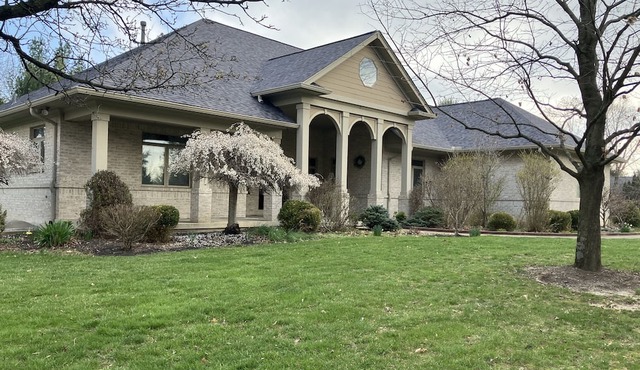 Tuscan/ Soft Contemporary style House on 2 acres 5 bedrooms and 4 bathrooms
