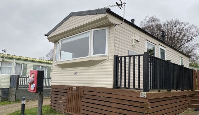 Beautiful 2-Bed Caravan situated near Leven, Fife