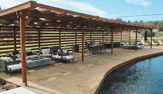 Romantic Ranch Getaway: Love & Adventure Await