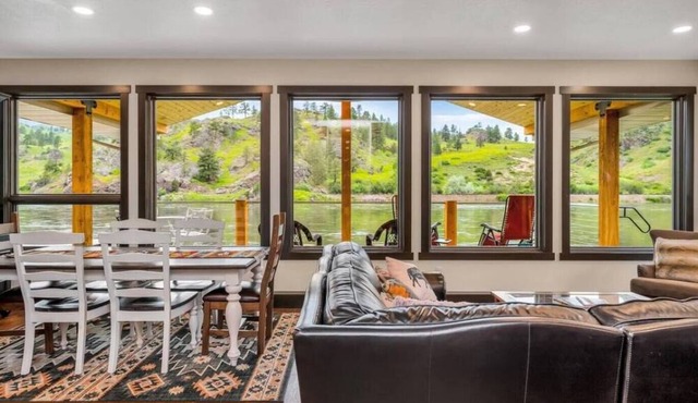 Apartment on the Missouri River