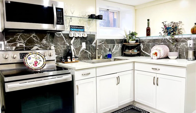 Charming Basement Apartment - Heart of New Hartford, NY