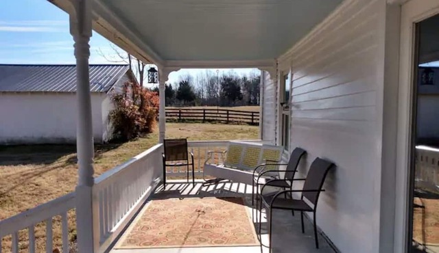 Freedom Lookout at Lucks Branch - a secluded getaway close to Liberty
