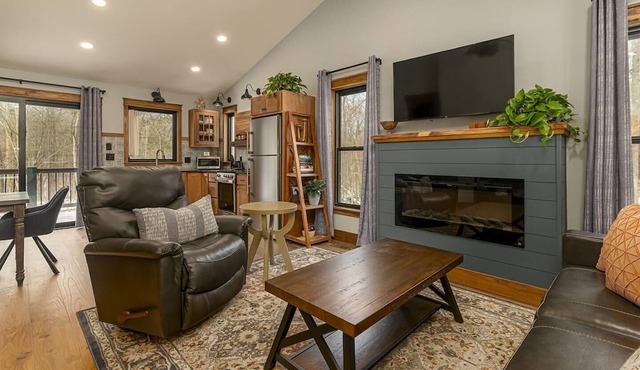 Retreats/Family Reunions- Stay at Tulipwood Cabins