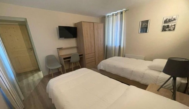 Location Chambre Double. Idéal Famille, Couple, ou Personne Seule