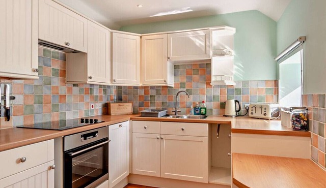 Picturesque cottage w/pool in North York Moors