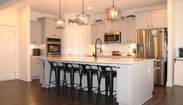 5BR-4BA near Pinehurst w/ Pool, Golf Cart & More!