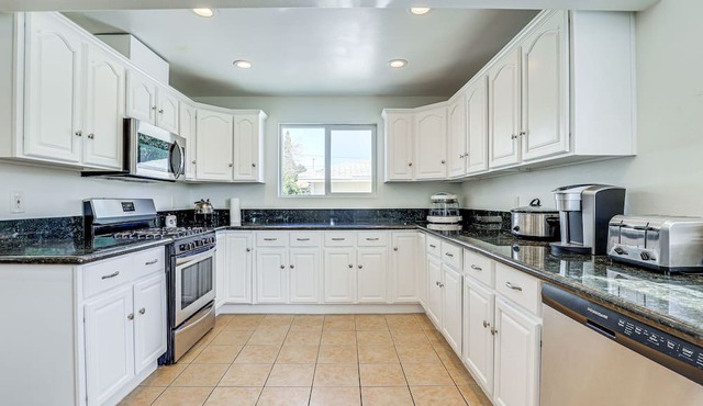 Escondido Retreat w/ Yard Near Parks & Casinos