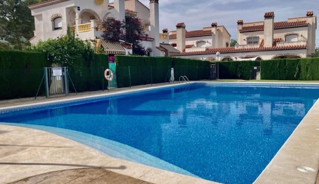 Villa Miami Platja, 3 bedrooms, 6 persons
