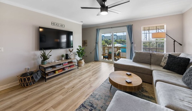 Gulf Views | Close Beach Access | West PCB