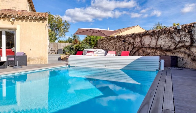 Apartment "Villa Farigoule" with Shared Pool & Wi-Fi