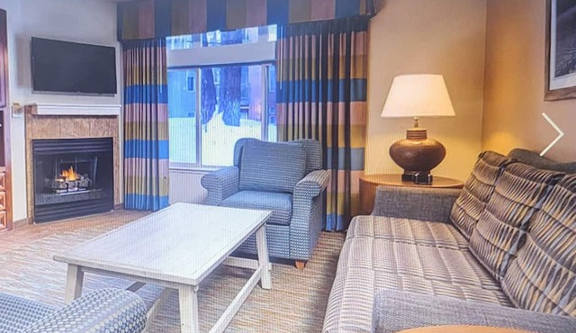 Cozy 1-bedroom apartment with WiFi and fitness room in lovely Zephyr Cove