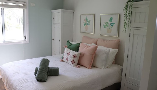 Cosy Farm Stay. Minutes from Toowoomba Bypass