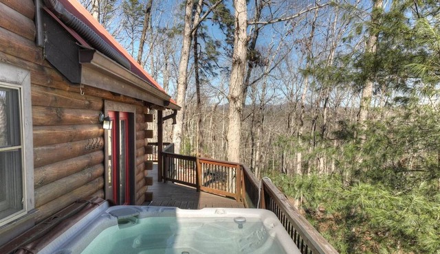 Hillin and Chillin: A Cozy Cabin Retreat in the North Georgia Mountains