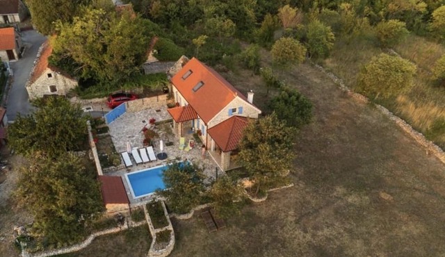 Peaceful Holiday Home Toma with pool in the National park Krka