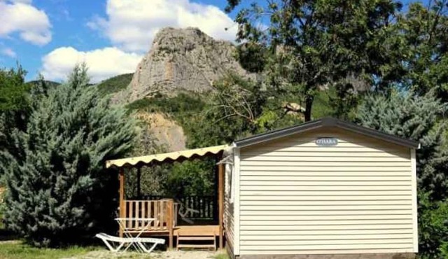 Camping 4 étoiles - Piscine - eeeaec