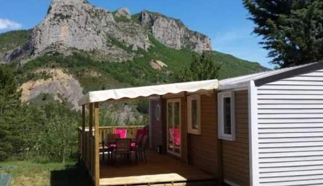 Camping 4 étoiles - Piscine - eeeaef