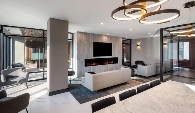 Easy access to I-87 Studio Q BR | near NYC