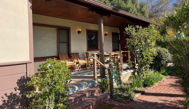 Charming Solvang Retreat - Cozy 2-Bedroom House with Mountain Views