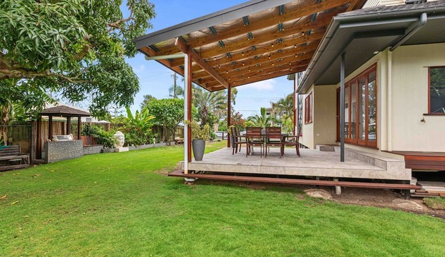 "Sandgate Hideway" - Sandgate Q 4017