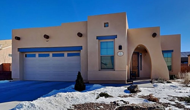 Casa Aurora | Gorgeous Home, Stunning Views!