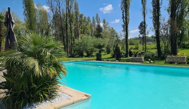 Domaine du Moulin de Candresse. La Ferme. Campagne,10mn de Dax, 35mn de L'océan