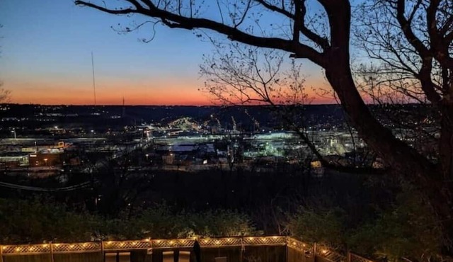 New to VRBO, NOT new to Hosting! 5 Star Rated! Historic Central Home w/ a View