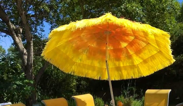 Homerez - Nice appartement for 5 ppl. with shared pool and garden at Bellegarde