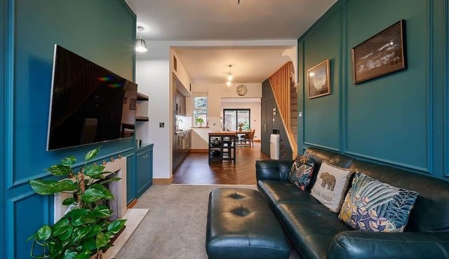 Host & Stay | 19 Garswood