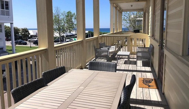 A Ritz Sea Inn