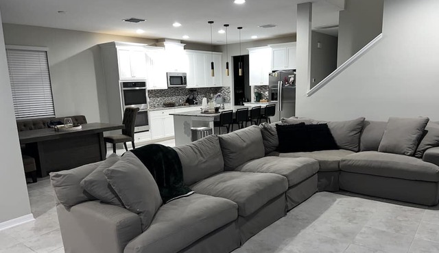 Enough bathrooms for everyone. Home in a central location!