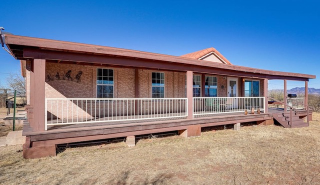 Sonoita Home on Horse Ranch: Adjoins Empire Ranch!
