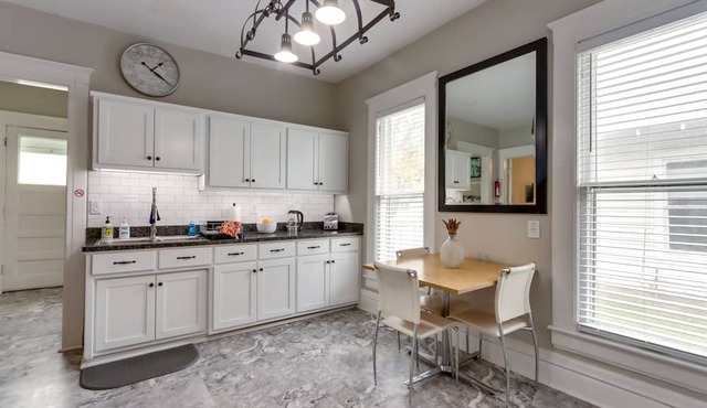 The Porter Pearl: Centrally Located Joplin Home!