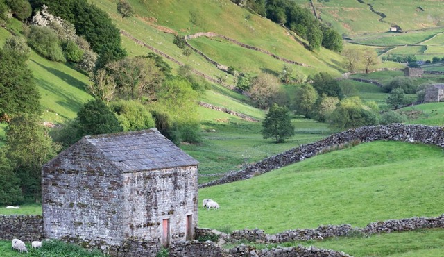 Luxury Barn Suite with Hot Tub - Dog Friendly