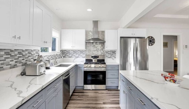 South Sycamore by Avantstay Centrally Located
