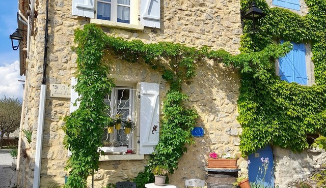 Petite Maison de Village en Drôme Provençale