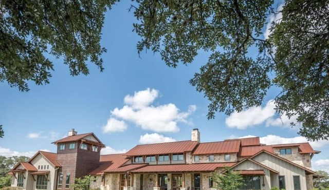 Rusted Roof Ranch - A Birdy Vacation Rental