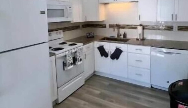 Delightful & Comfy Home