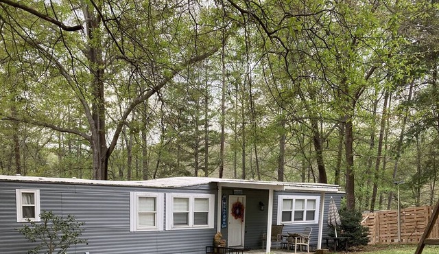 Lake Hartwell - Clemson Get Away