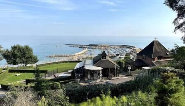 Jasmin a perfect Somerset escape