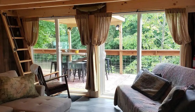 CreekSide Cabins-group of 3or2- all family/friends!