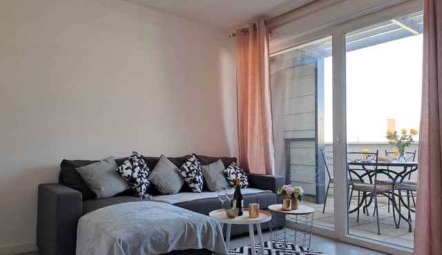 Very quiet studio with a beautiful terrace