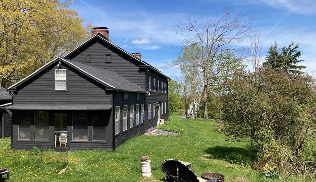 Farmhouse w/ Dance Studio & Pond in NE Catskills. Near Windham, Peace & Quiet!