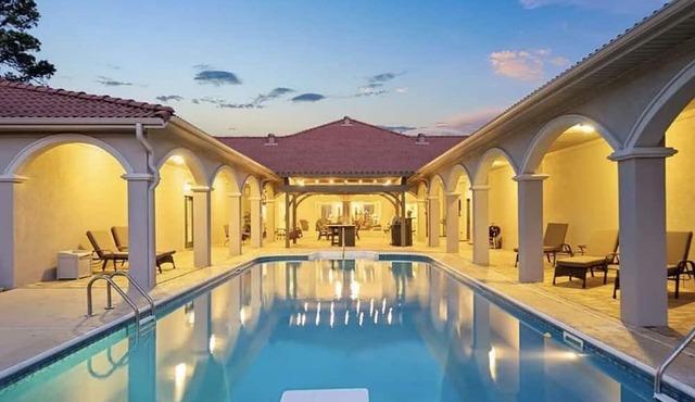 King Ranch Equestrian River Valley Estate, conveniently located off Hwy I-40!