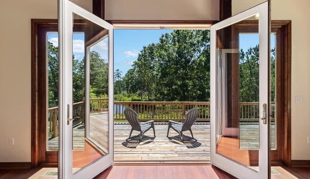 A Private , Stunning Vacation Home or Retreat